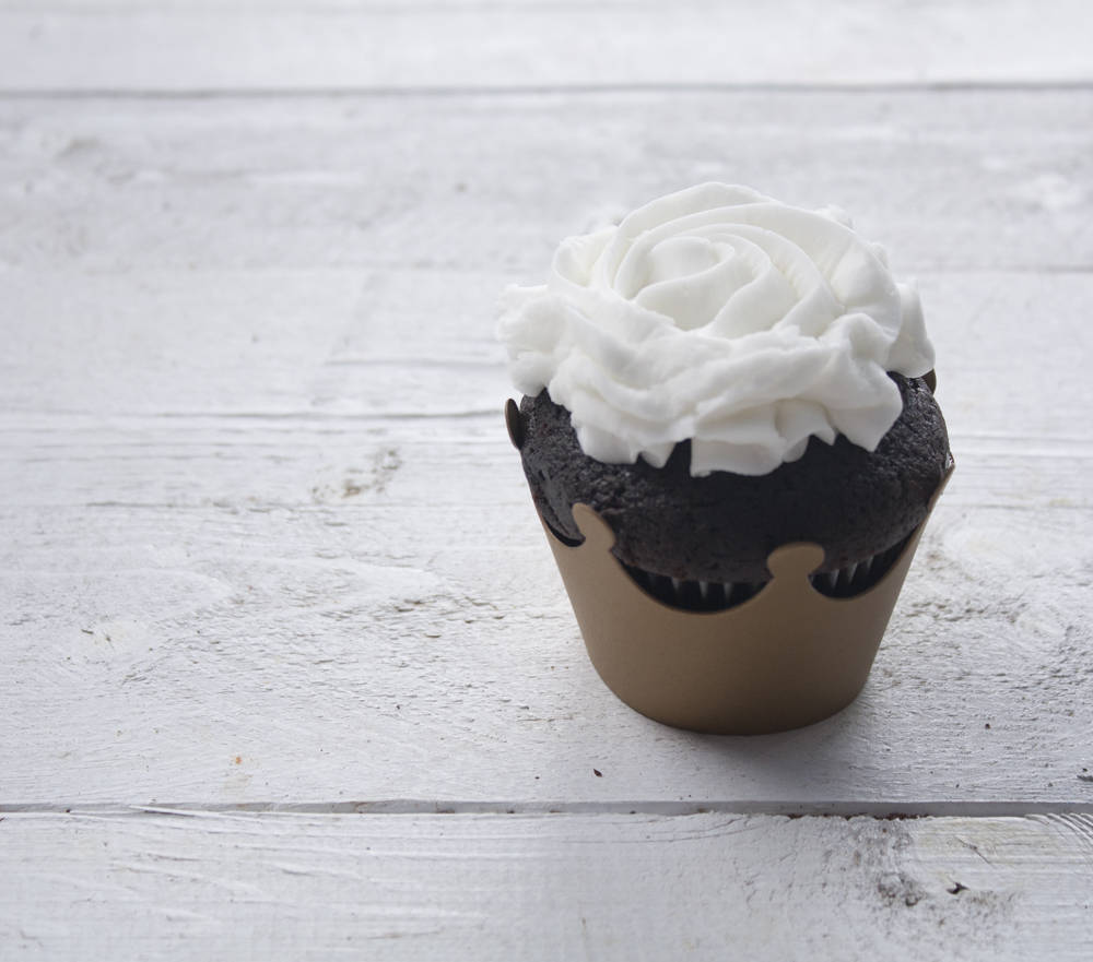 Silver Crown Cupcake Wrappers (set of 12)